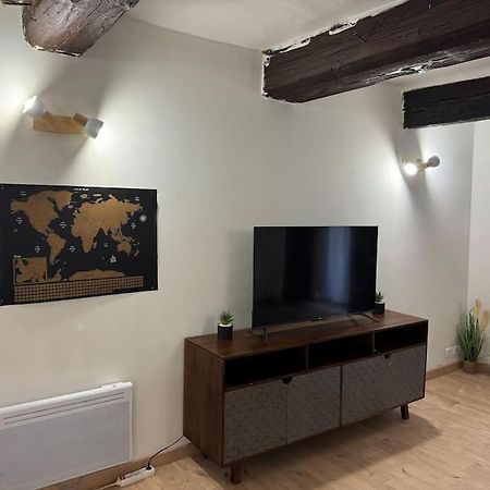 Appartement T2 Cosy Centre-Ville Pernes-les-Fontaines Esterno foto